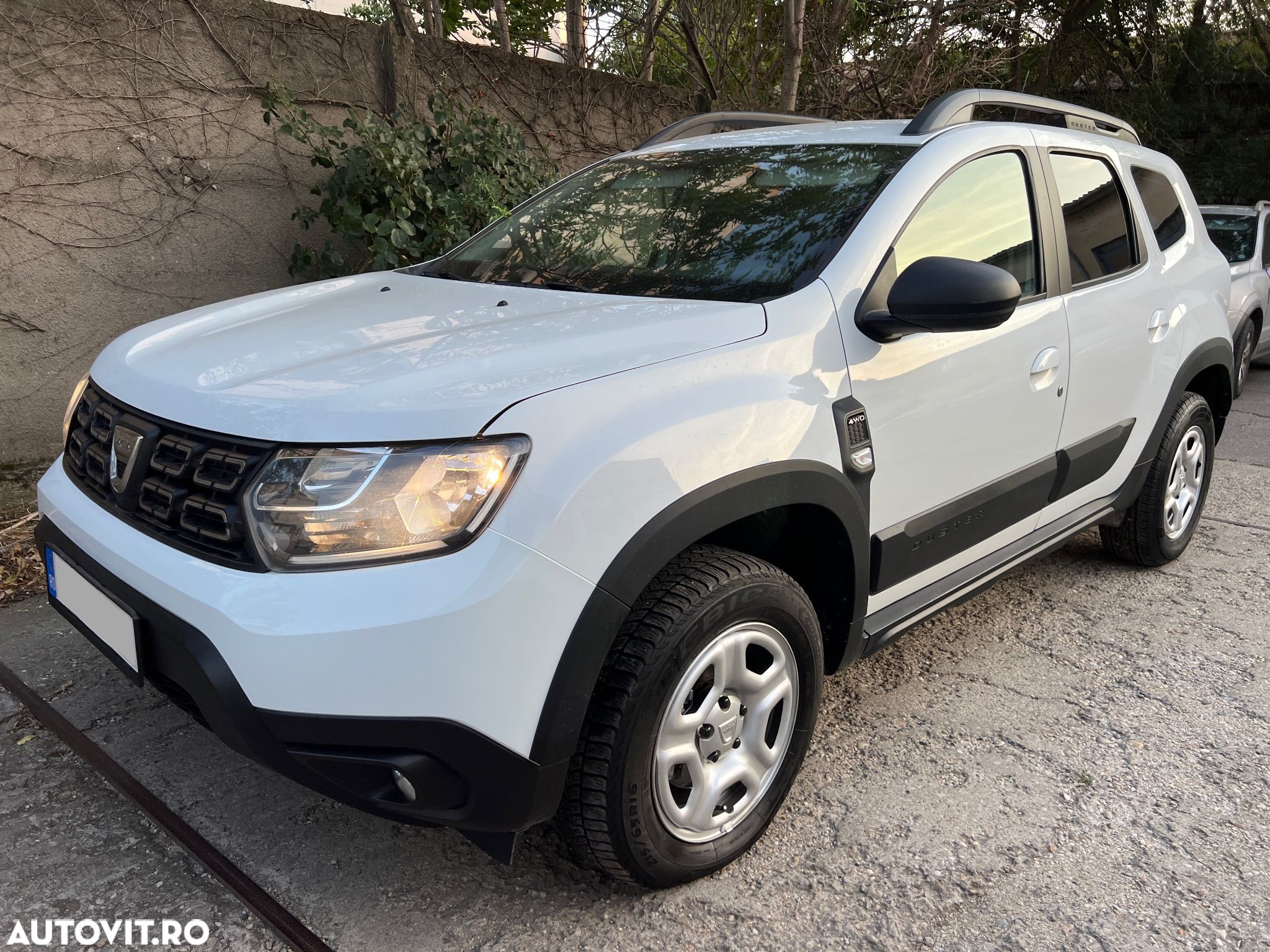 Dacia Duster 1.5 Blue dCi 4WD Essential - 1