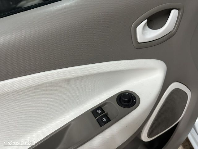Renault Zoe (c/ Bateria) 22 kwh Life - 19