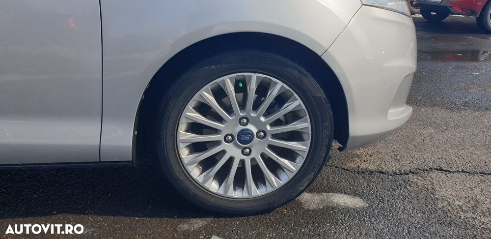 Ford B-Max - 10