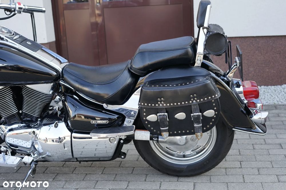 Suzuki Intruder - 23
