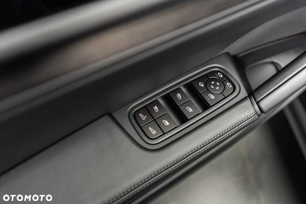 Porsche Cayenne Black Edition - 21