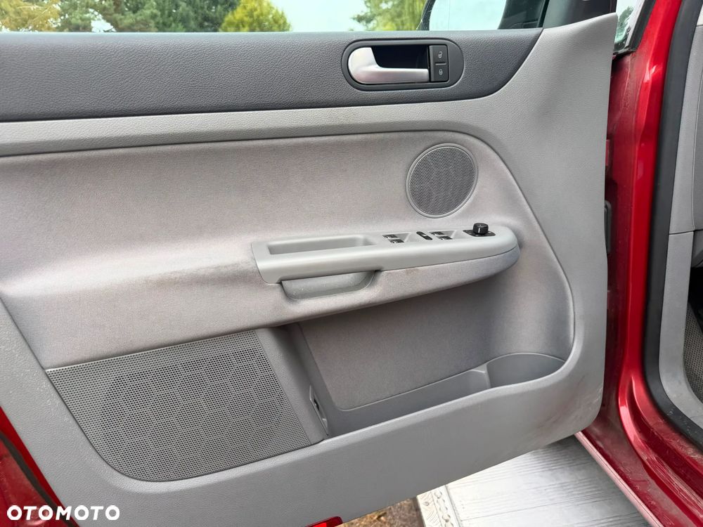 Volkswagen Golf Plus - 7