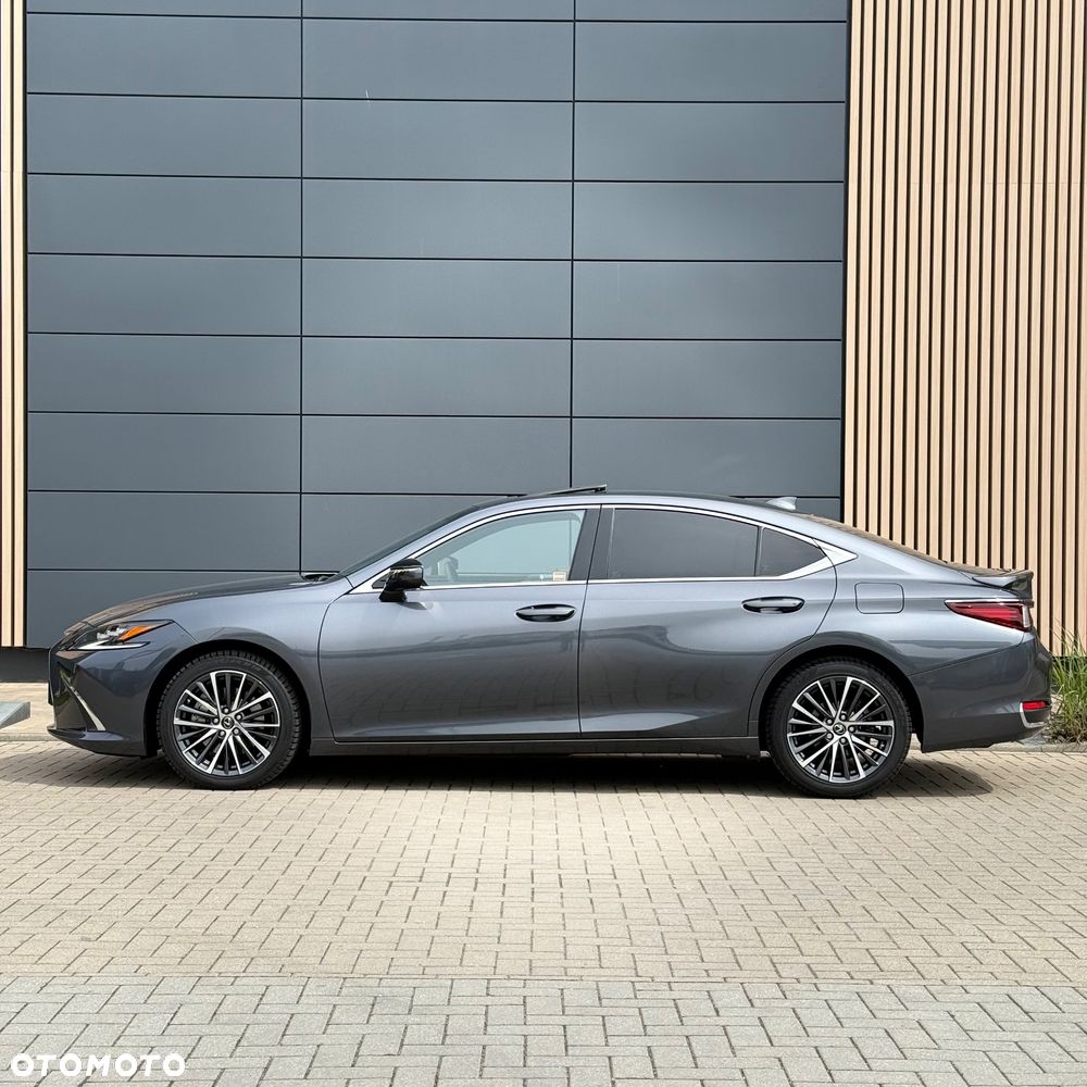 Lexus ES 300h Prestige - 7