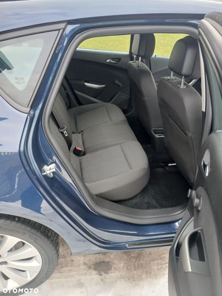 Opel Astra 1.6 Active - 29