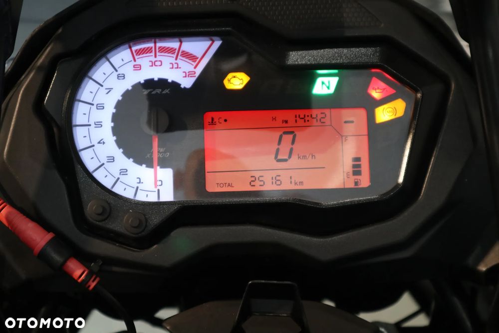 Benelli TRK 502X - 17