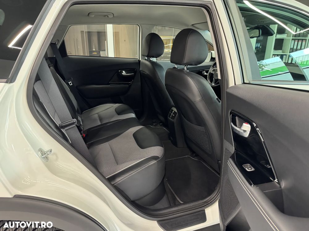 Kia Niro e-Niro 150 kW Vision - 10
