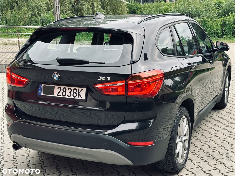BMW X1 sDrive18d Advantage - 9
