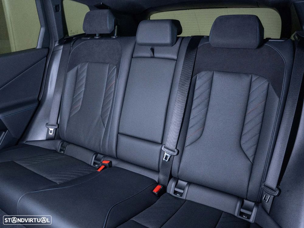 BMW X3 30 e xDrive Pack M Desportivo - 23