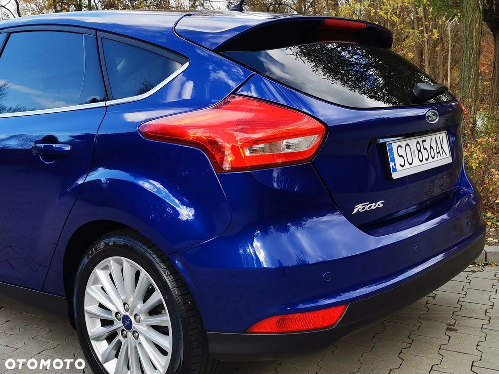 Ford Focus 1.6 FF Titanium - 12