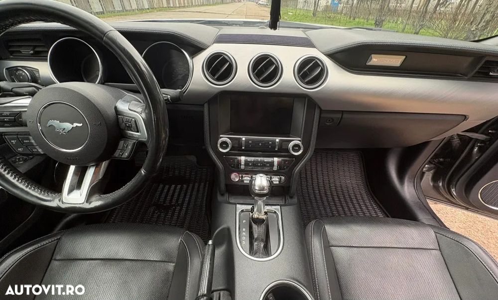 Ford Mustang 2.3 Eco Boost Aut. - 4