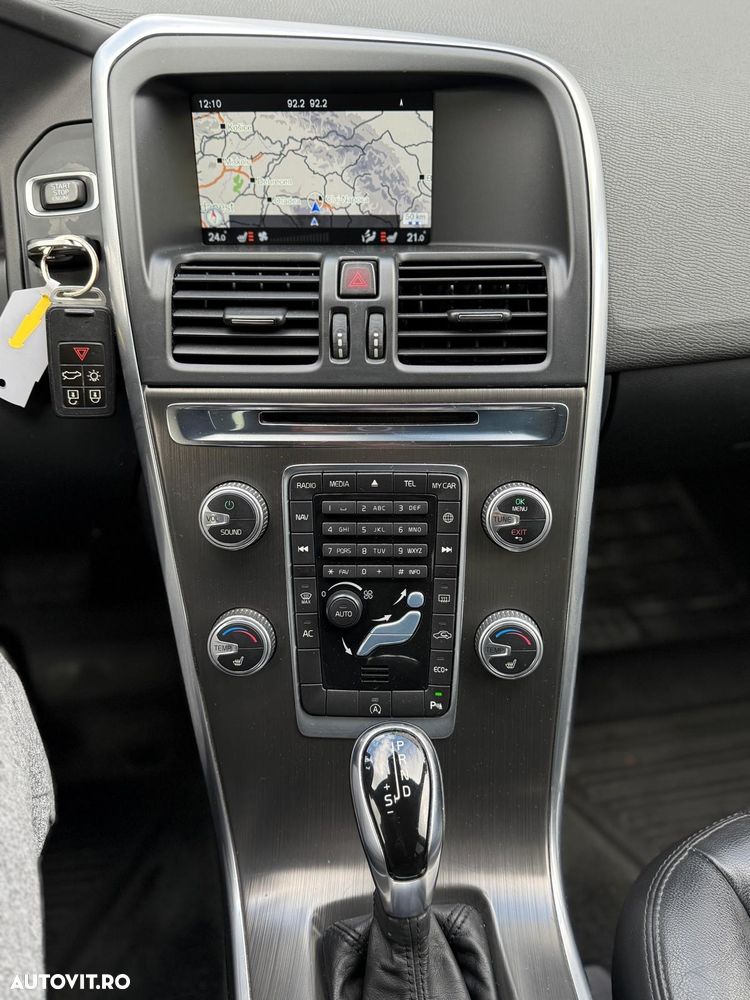 Volvo XC 60 D4 VEA Start-Stop Momentum - 13