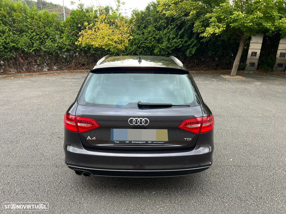 Audi A4 Avant 2.0 TDI S-line - 11