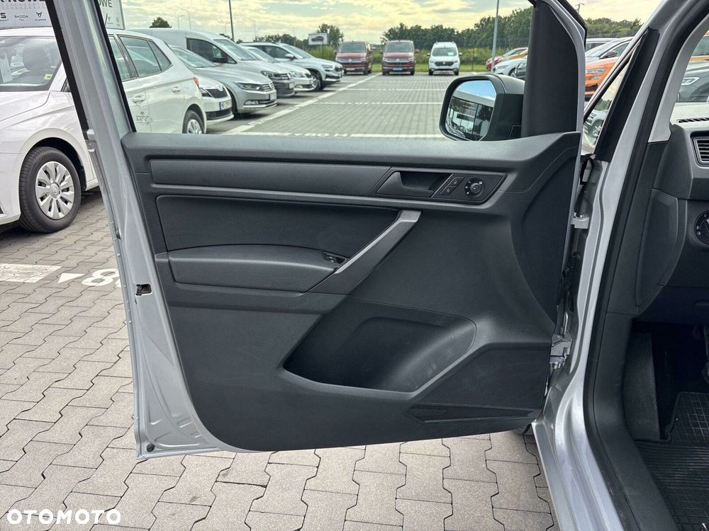 Volkswagen Caddy - 9