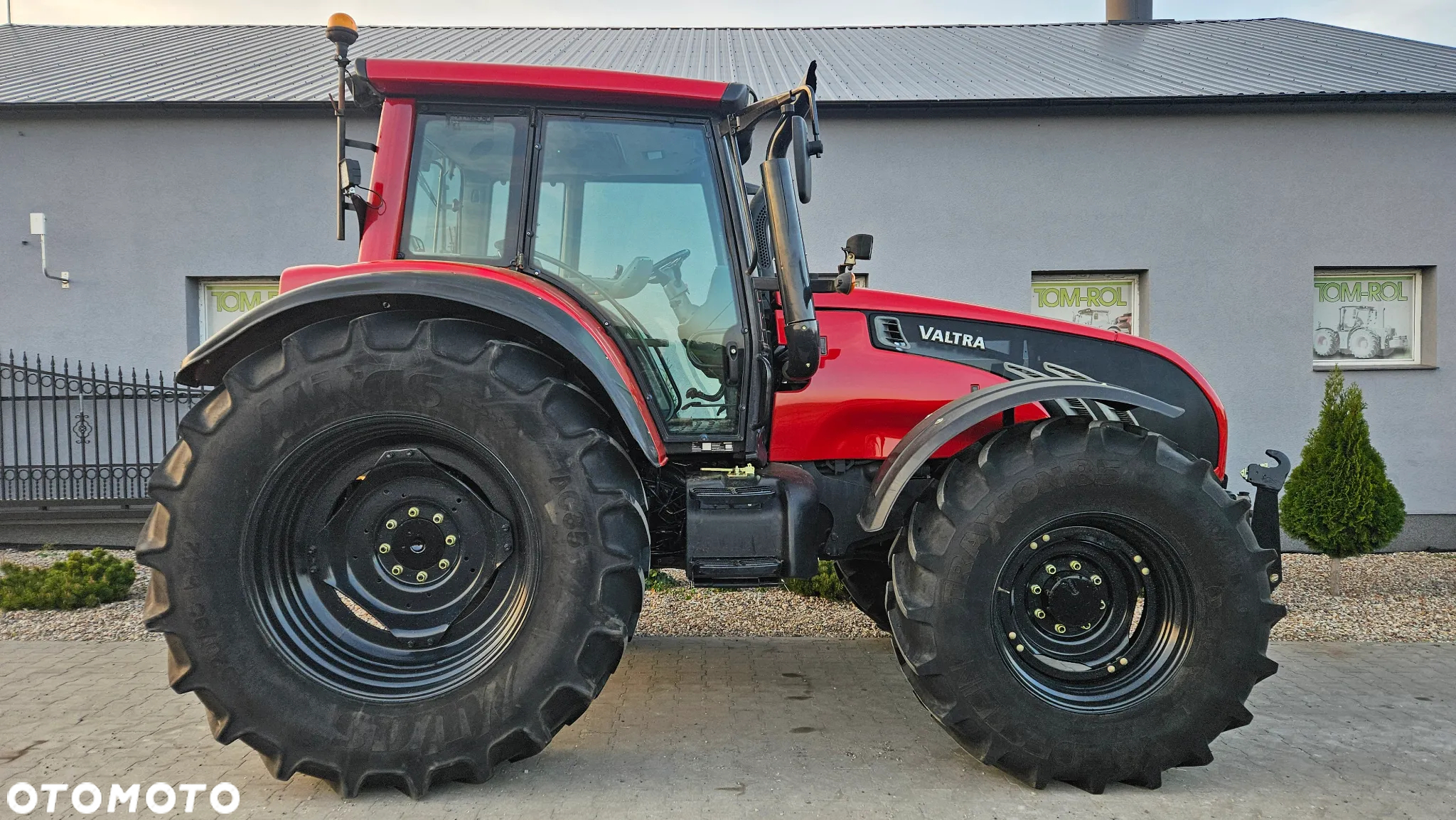 Valtra T152 - 12