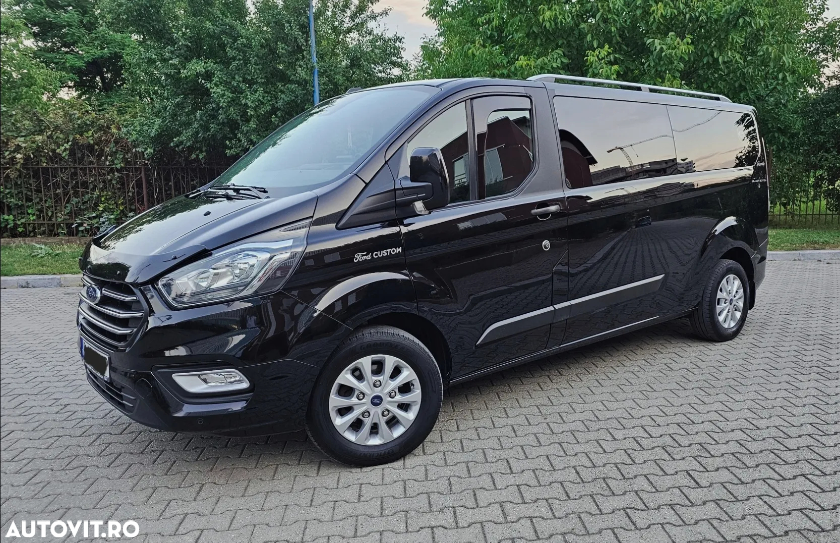 Ford Tourneo Custom - 6