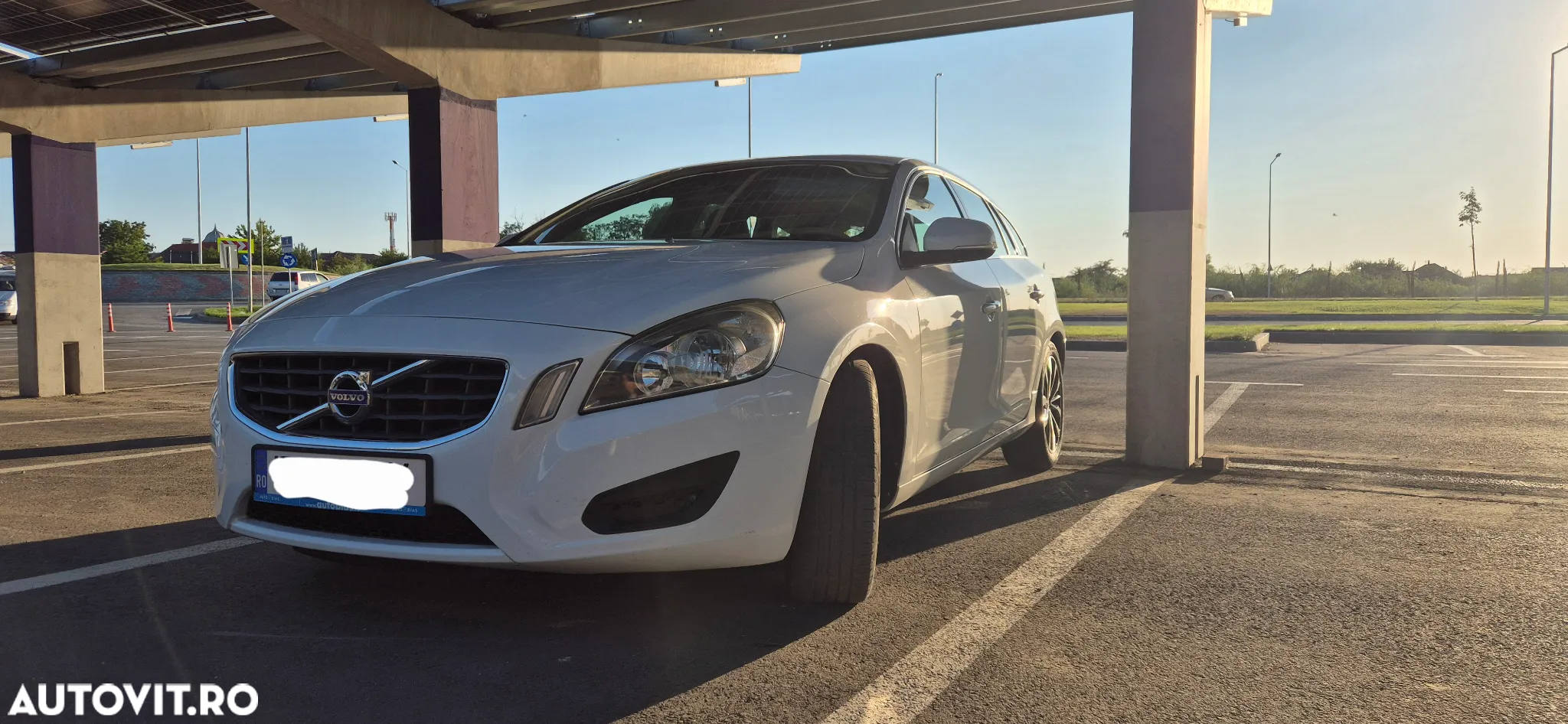 Volvo V60 D3 Geartronic Momentum - 3