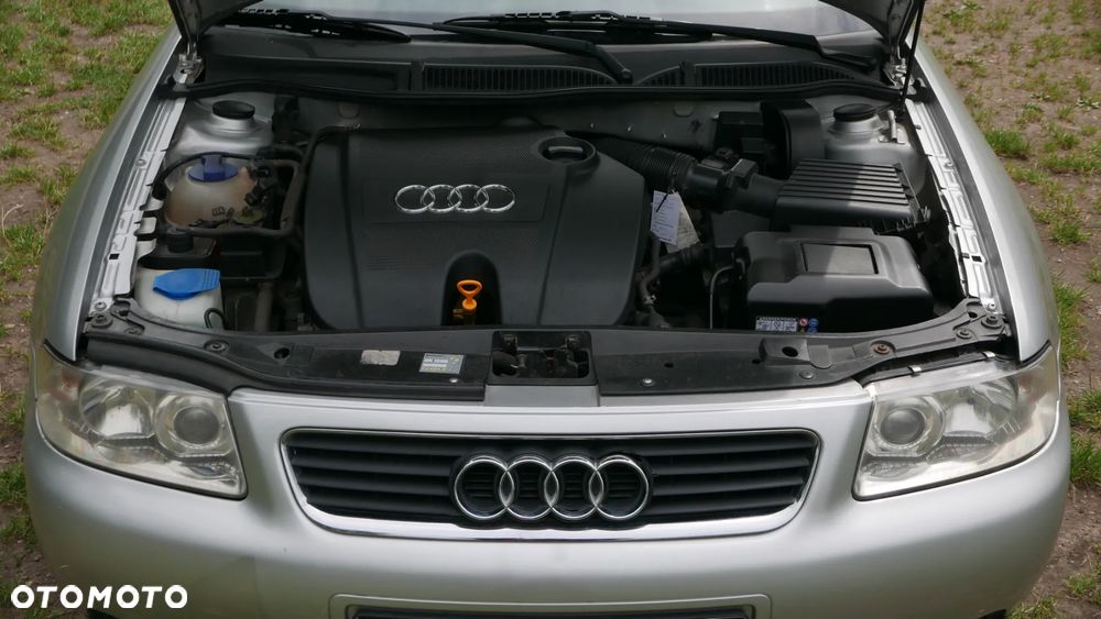 Audi A3 Sportback 1.6 Ambiente - 27