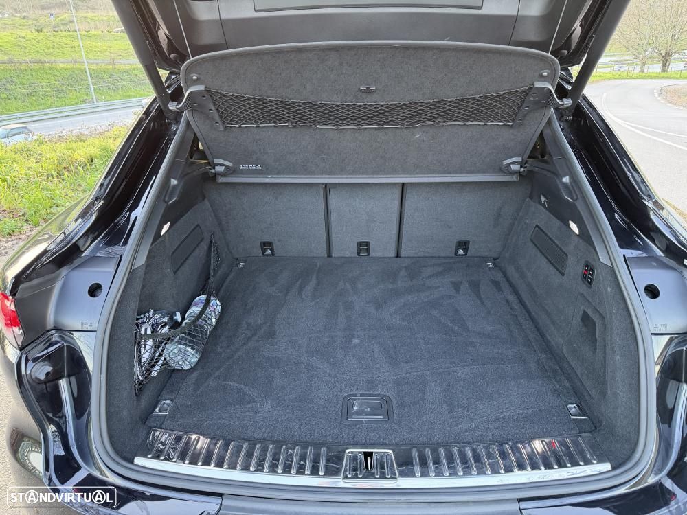 Porsche Cayenne Coupé E-Hybrid Platinum Edition - 34