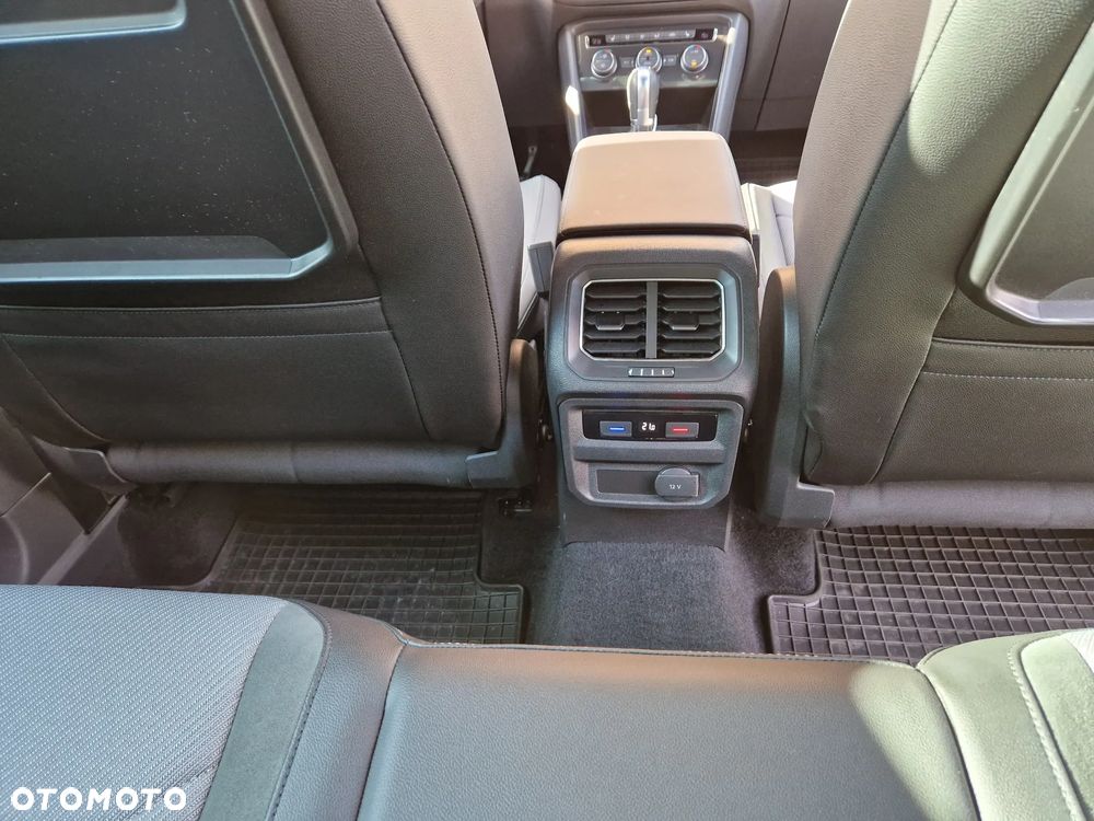 Volkswagen Tiguan - 14