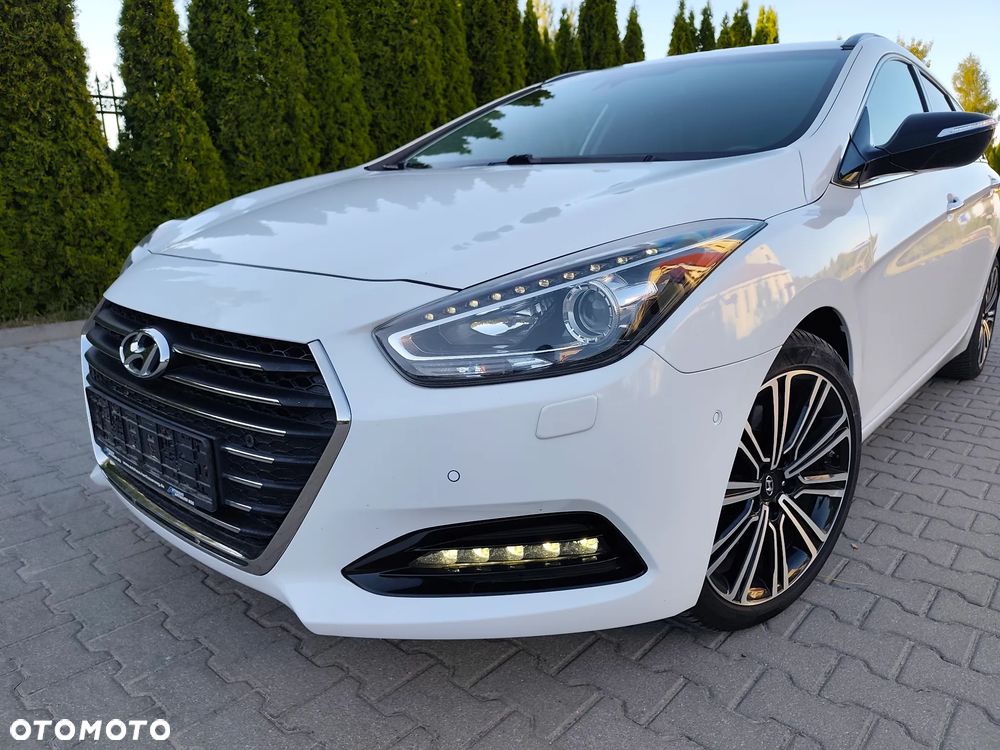 Hyundai i40 Kombi 1.7 CRDi DCT Premium - 39