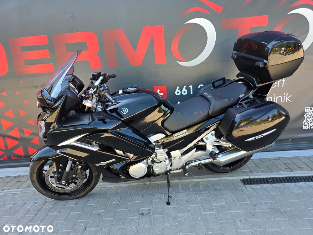 Yamaha FJR - 2