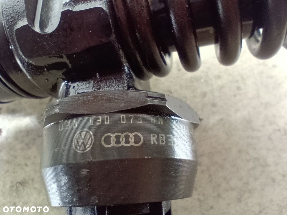 POMPOWTRYSK VW TRANSPORTER T5 038130073BN 0414720313  BOSCH 1.9 TDI - 5