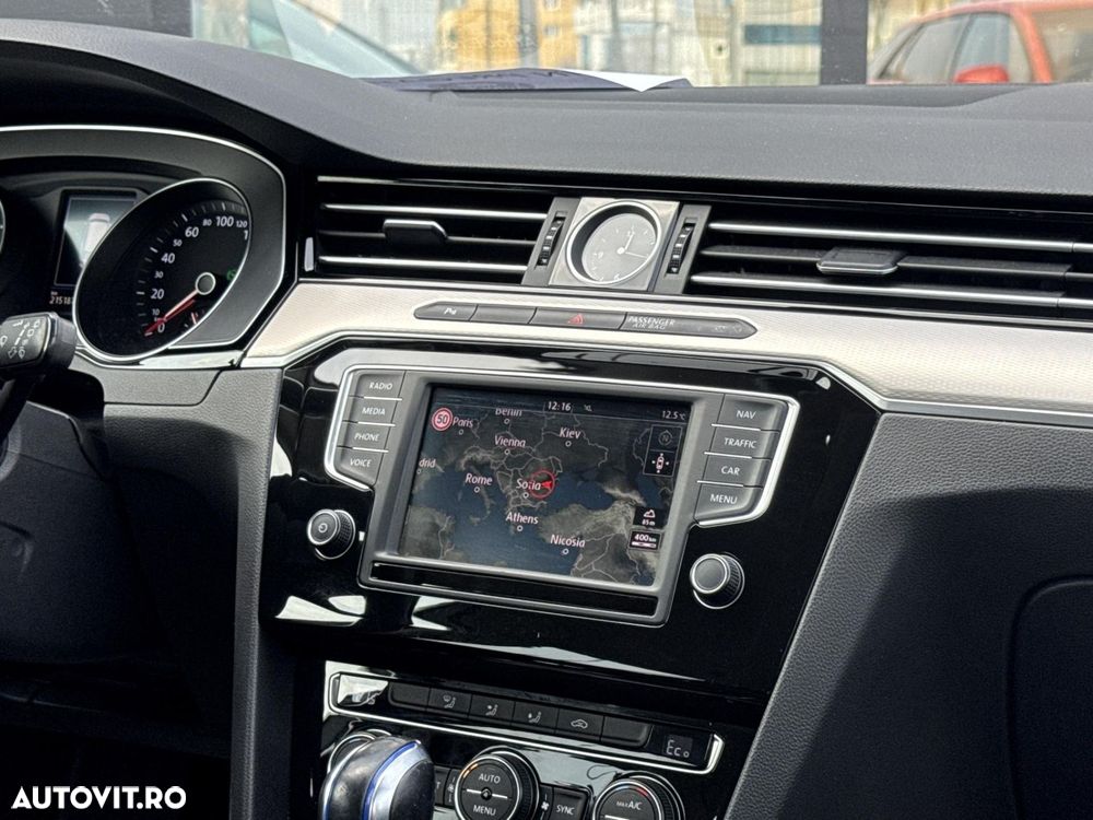 VOLKSWAGEN Passat 2016 — imagine 10