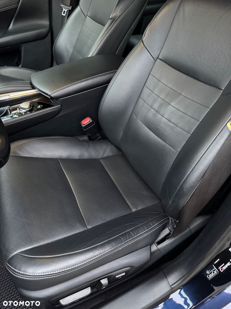 Lexus GS 200t / 300 Elegance - 18