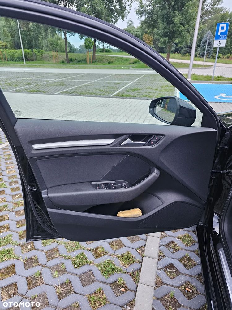 Audi A3 Sportback 2.0 TDI - 21
