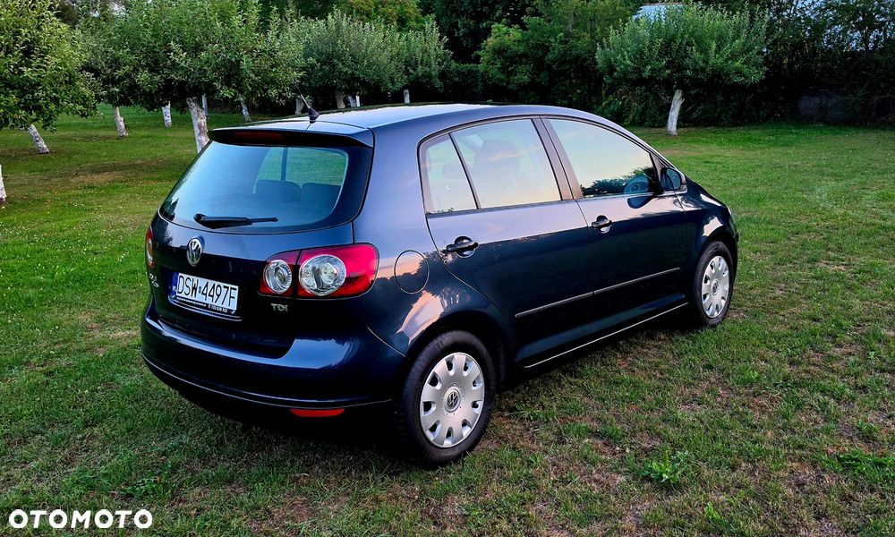 Volkswagen Golf 1.9 TDI DPF Trendline - 4