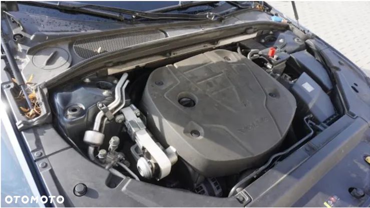 Volvo V90 D5 SCR AWD Momentum - 20