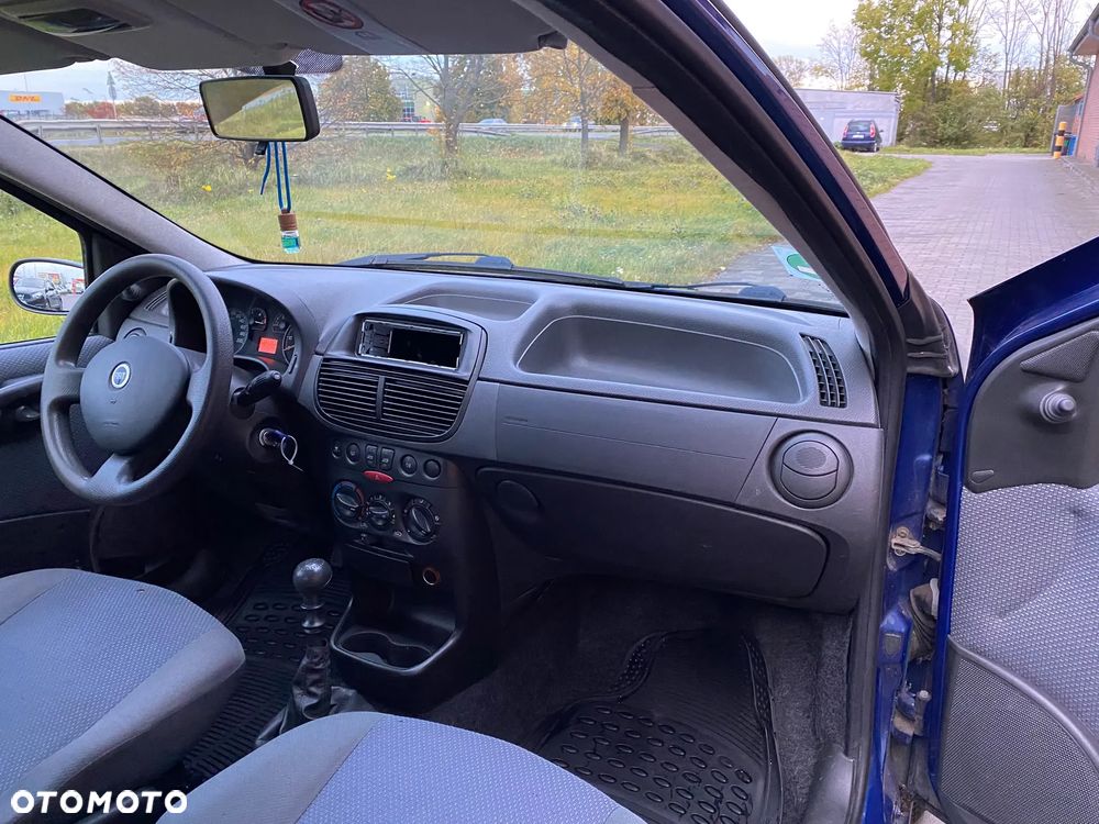 Fiat Punto - 9