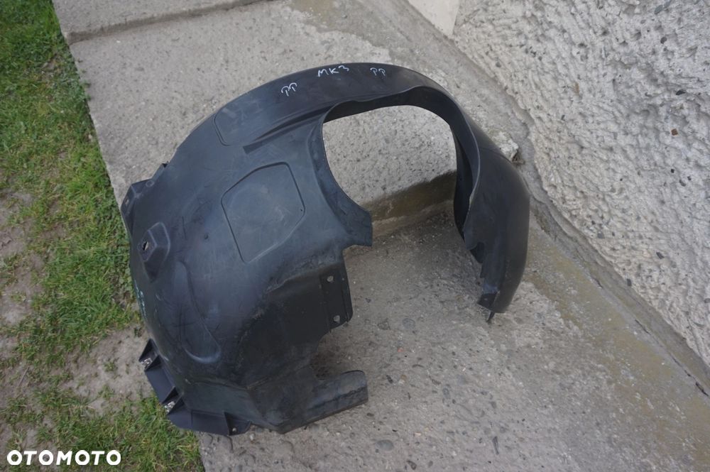 NADKOLE PRAWE PRZEDNIE FORD FOCUS MK3 - 2