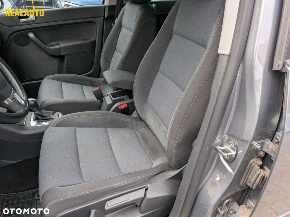 Volkswagen Golf Plus - 13