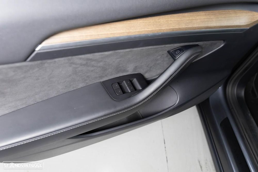 Tesla Model 3 Standard Range Plus RWD - 26