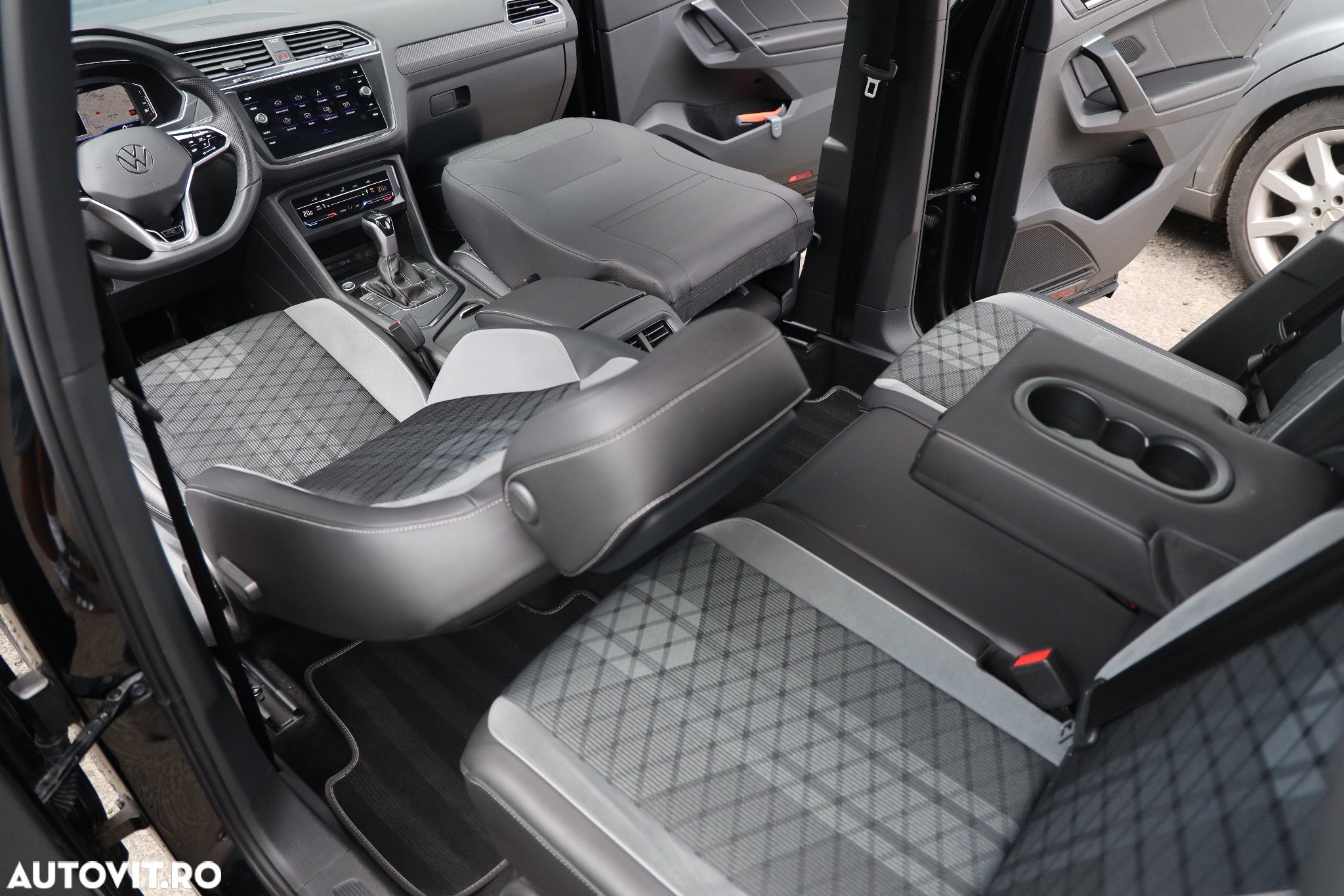 Volkswagen Tiguan 1.5 TSI OPF DSG R-Line - 9