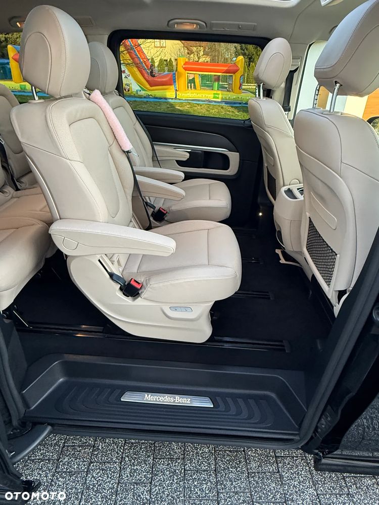 Mercedes-Benz Klasa V 300 d 4-Matic Exclusive 9G-Tronic (d³ugi) - 30