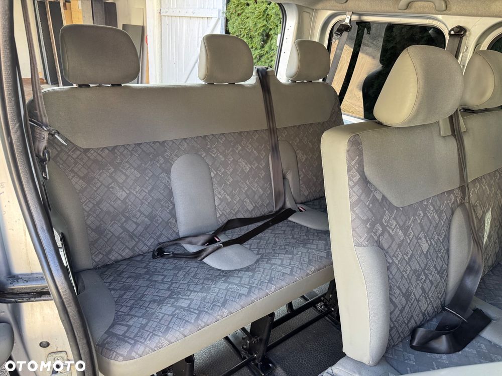 Opel Vivaro - 5
