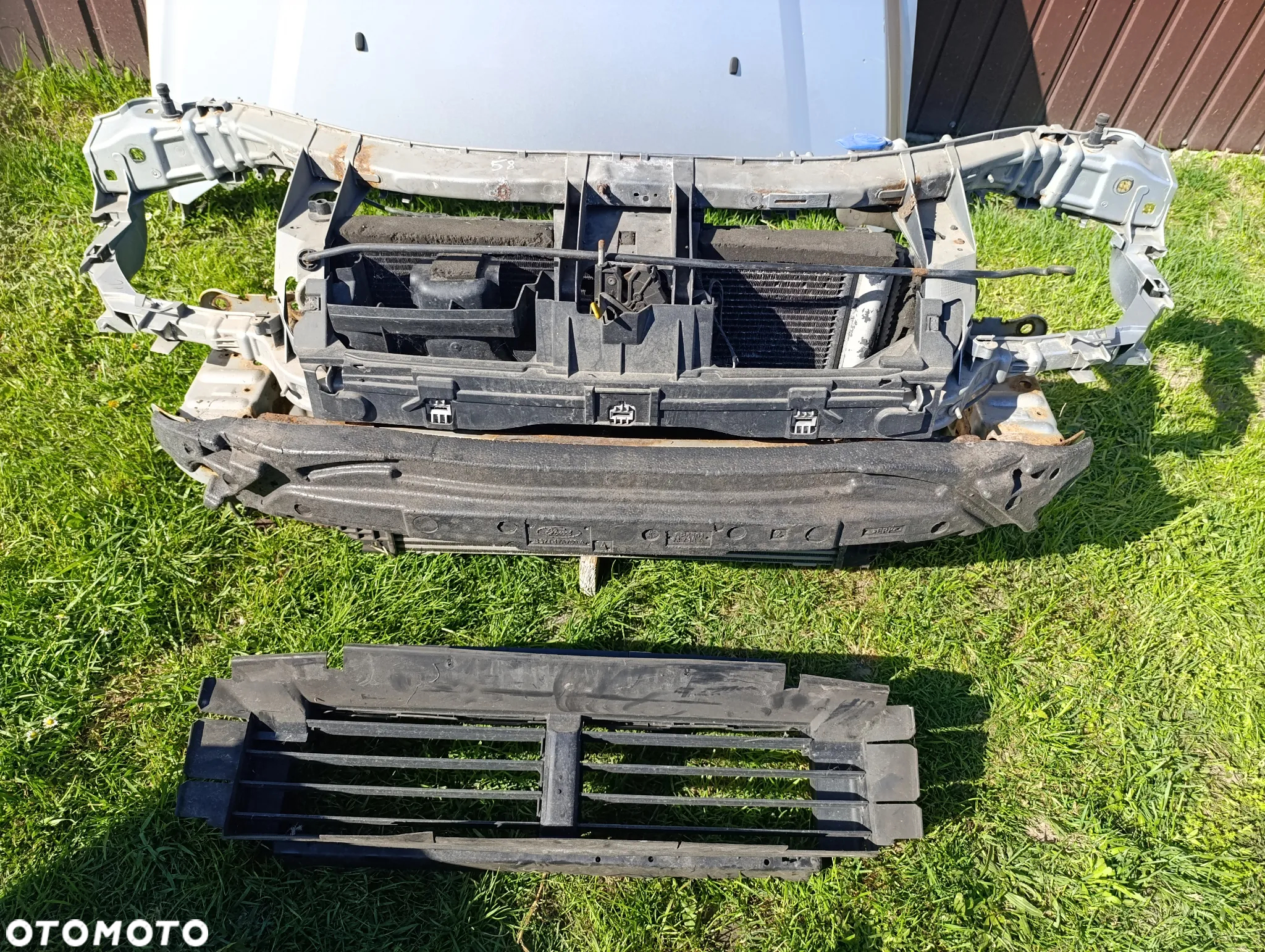 MASKA PAS  ZDERZAK PRZÓD MONDEO MK4 LIFT 58 - 6