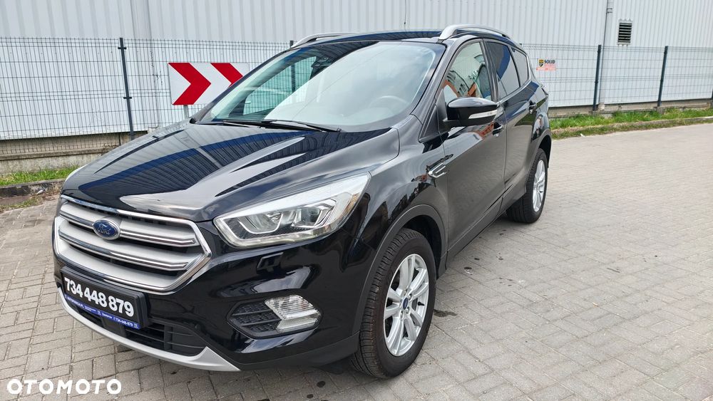 Ford Kuga 1.5 EcoBoost 2x4 Cool & Connect - 1