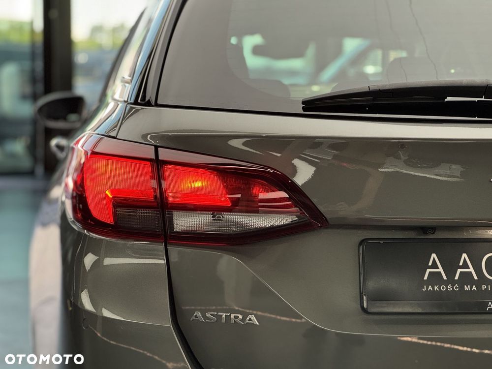 Opel Astra - 38