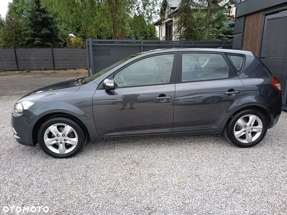 Kia Ceed 1.4 CVVT Spirit - 4
