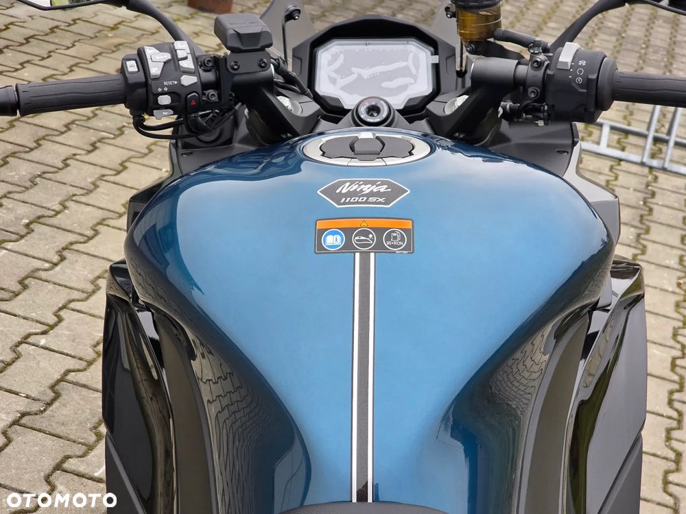 Kawasaki Ninja 1000 SX - 13