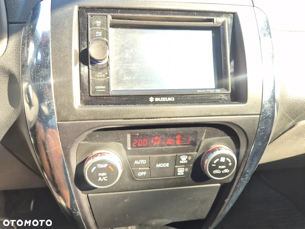 Suzuki SX4 1.6 Comfort 4WD - 25