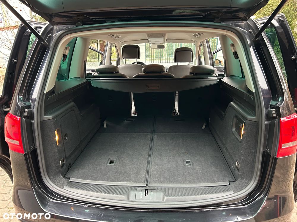 Volkswagen Sharan 2.0 TDI Highline - 11