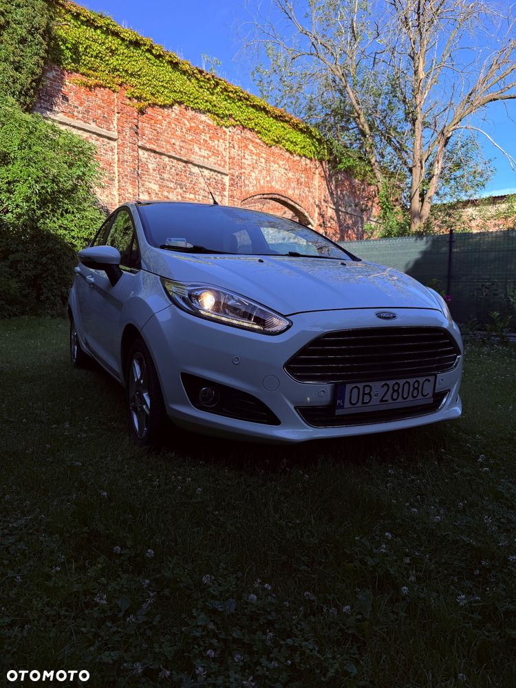 Ford Fiesta - 2