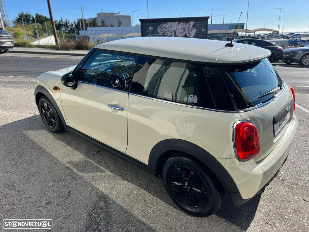 MINI 3 Portas One D - 4
