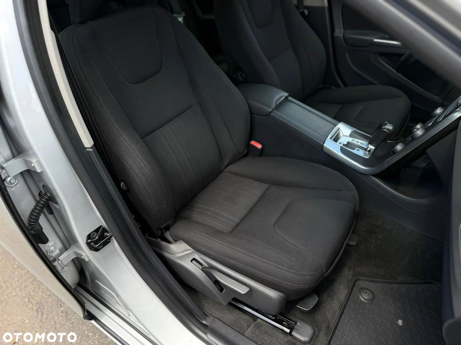Volvo V60 - 13