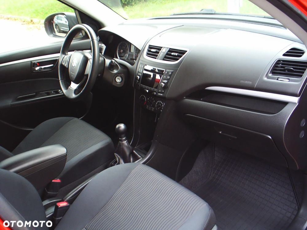 Suzuki Swift 1.2 4x4 Club - 12