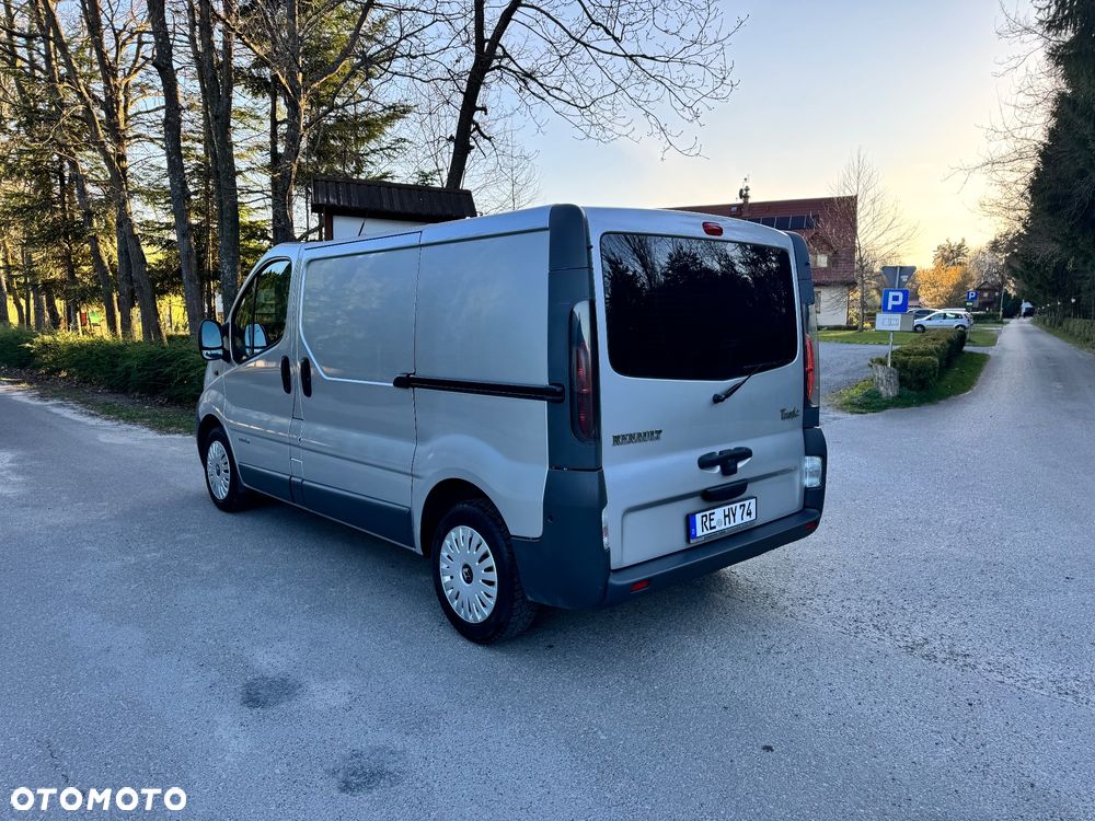 Renault Trafic - 10